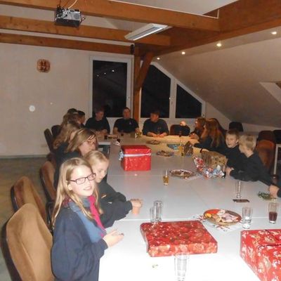 Bild vergr&ouml;&szlig;ern: Weihnachtsfeier 1
